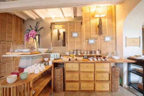 Ēdiens un dzērieni, Boutique Hotel La Villa Montesquieu & sa piscine in Laudun-l'Ardoise