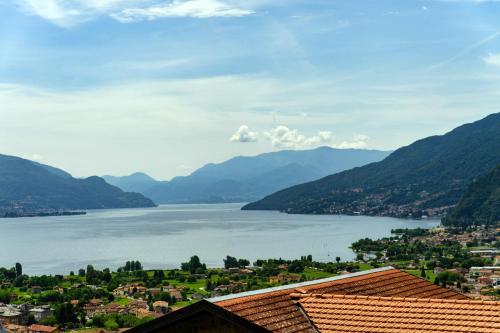 Casa Negrana by Quokka 360 - Lake View Stay in Gravedona