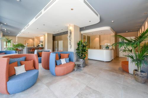 Petit Hotel 3