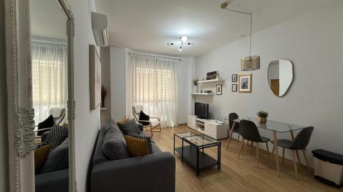 Quiet Apartment In The Heart Of Malaga Pool & Free Parking - Málaga