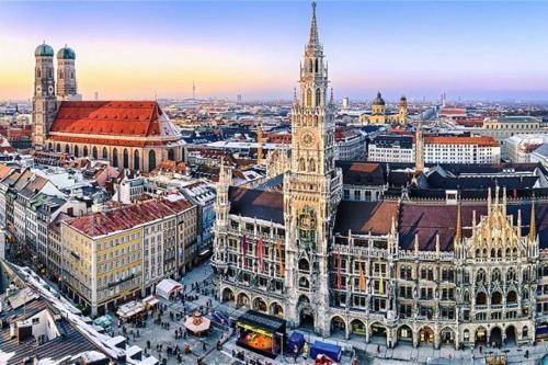 Programlehetőségek, Spacious Starnberg Condo next to Munich in Starnberg