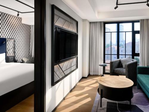 1 queen bed