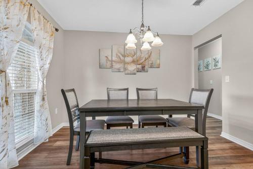 Comfortable 3BR for Families Near Blackwater in 佛羅里達州米爾頓 (FL)