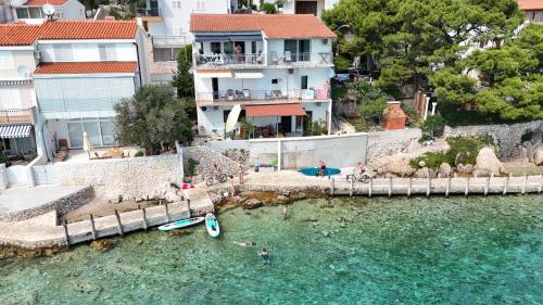 Apartment in Tribunj with sea view, terrace, air conditioning, WiFi 68-2 - Tribunj
