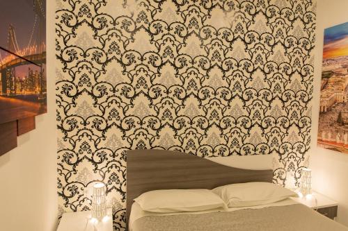 Metronia Guest House - main image