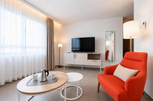 Ereza Residence 2.4