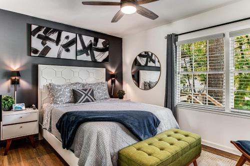LUX Private Oasis 4 Bed2 Bath Hot Tub 3 Patios Beltline Piedmont Park in Ansley Park