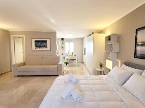 Penthouse in the heart of Bari with terrace 3