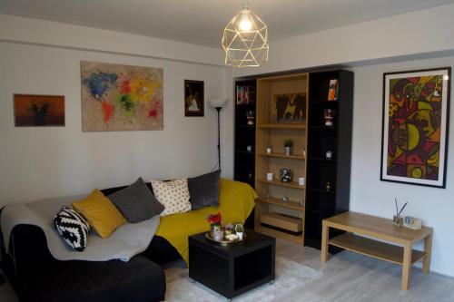 Modern 1 Bedroom in Shadwell with Balcony, Londres