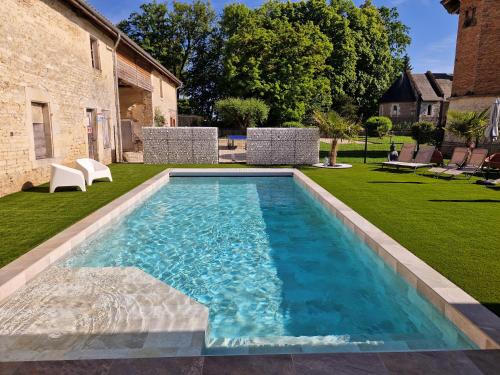 Château de Crespy & Suites (Chateau de Crespy & Suites) in La Rothiere