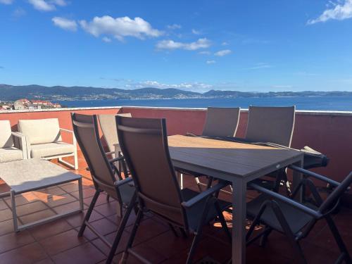 Desconectaengalicia Ático Miraflores 2 con piscina en Sanxenxo