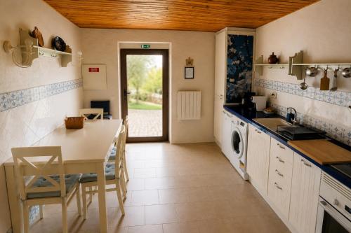Iekārtas, Casas de Xisto in Mogadouro
