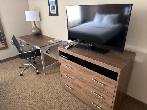 1 queen bed