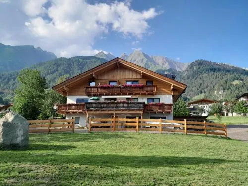 Oberrollerhof in Virgen, Österreich