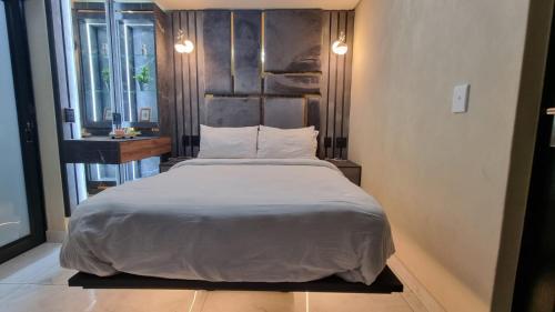 Luxury Fairland Fully Serviced Cottages