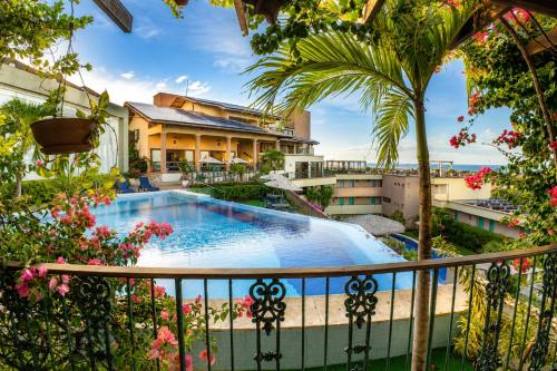 Hotel Santuario das Aguias by Nobile
