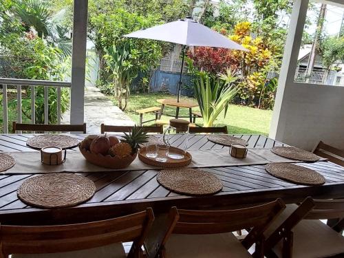 LaPetite Maison, Maison spacieuse & calme avec parking, proche plages Sainte-Rose in Sainte Rose
