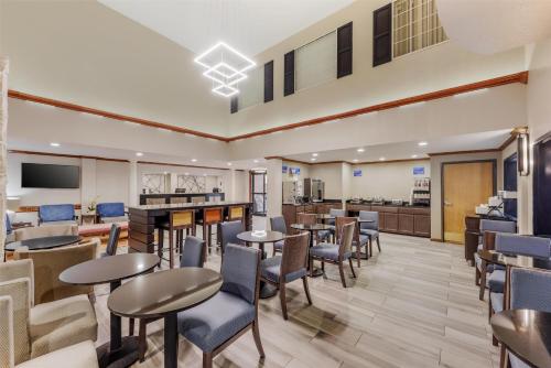 Toit ja joogid, Best Western Alamo Suites near Mission Concepcion