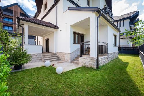 MonteBreza Spa Apartment Jacuzzi, Sauna & Free Parking in Kolasin
