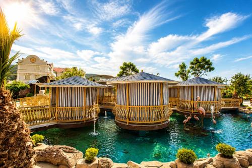 Apkārtne, Golden Lagoon Swimming pool & Guesthouseas in Natakhtari
