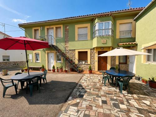 . Apartamentos casa Carola
