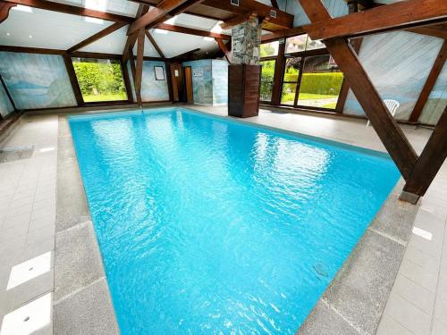Les Houches vue magnifique avec piscine,pied des pistes de ski,garage