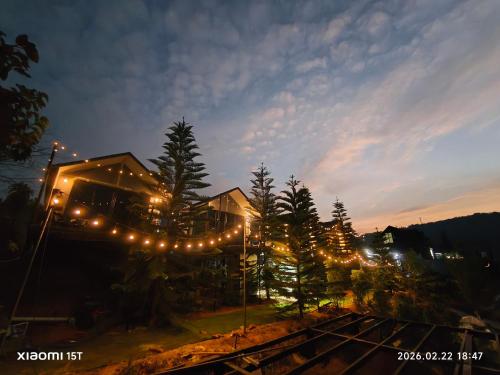 บ้านพัก เย็นเย็นแคมป์ปิ้ง อิน เขาค้อ in Khao Kho