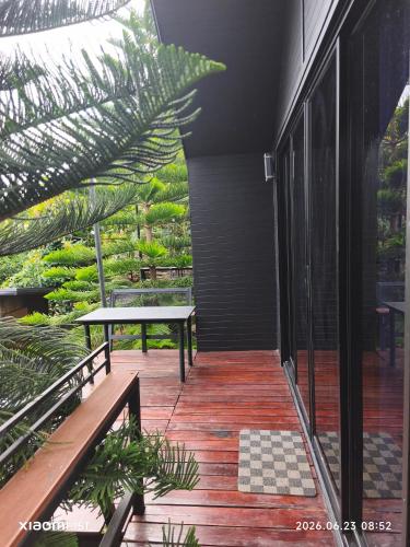 Balkon/teras, บ้านพัก เย็นเย็นแคมป์ปิ้ง อิน เขาค้อ in Khao Kho