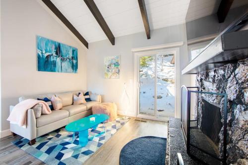 Moonstar Lodge, Lake Arrowhead