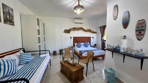 . Brentom Beach House