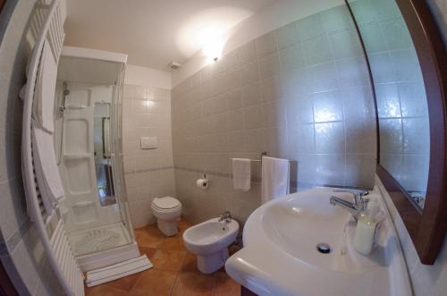 Bathroom, Villa le Vigne in Loro Piceno