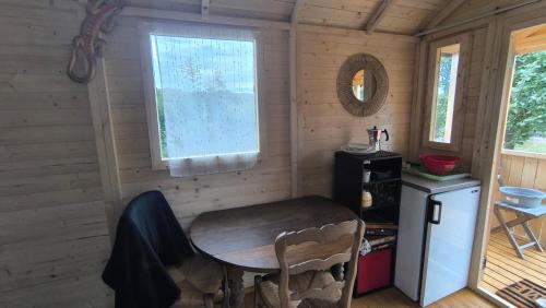 Facilities, La Roulotte Cacahuete in Falaise