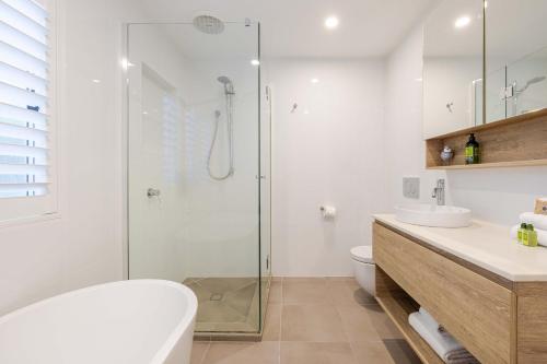 Beachside at 7 Solina Close in Port Douglas - image 4