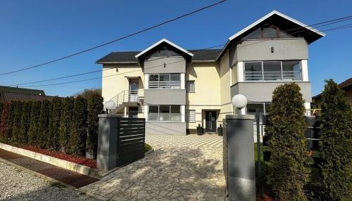 Exterior view of Apartmani Lotus Vrdnik