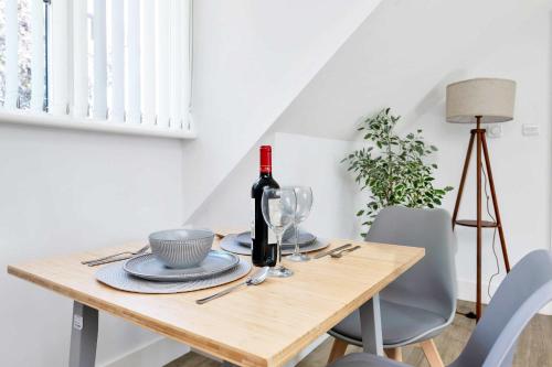 Addenbrookes Apartment in Red Cross