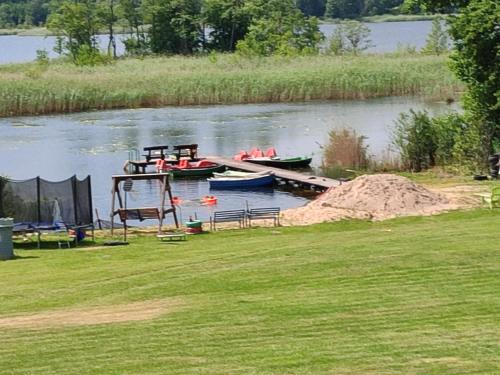 DOMEK NAD JEZIOREM in Kruklanki