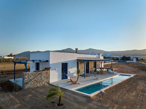 2 Bed Villa - Sleeps 6 - Pets - Pool - Parking - image 3