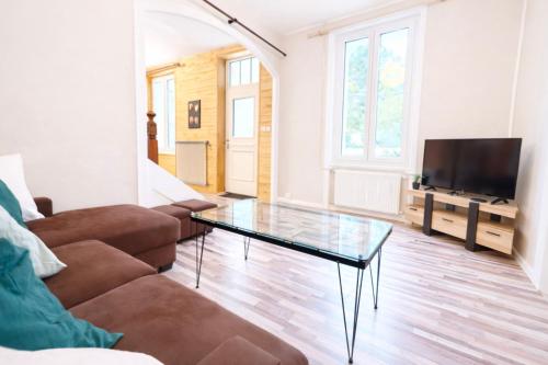 Bright house with private pool in La Rochelle