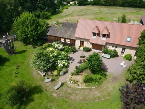 Exterior view, chambre d'hotes « Jolie futaie » in Cerilly