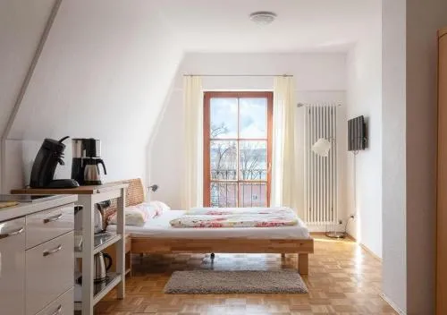 Ferienhaus La Perla - 1-Zimmer-Apartment Seensucht Nähe Strandbad Ost in Überlingen, Deutschland