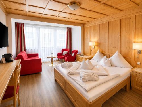 Hotel Latini near Teds Restaurants