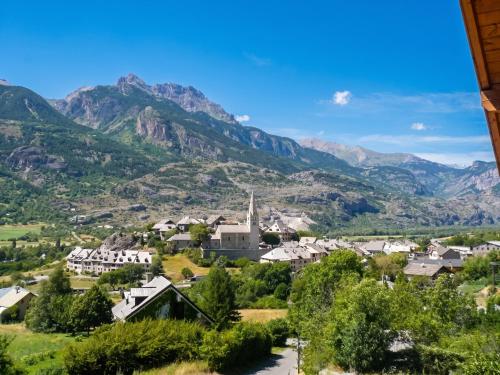 Kilátás, Appartement paisible a Saint-Crepin avec vue sur la montagne in Saint-Crepin