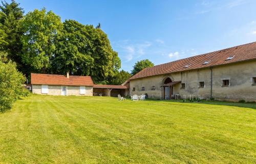 Maison Accueillante Pres De Monthenault, Parfaite Pour Groupes - Chamouille