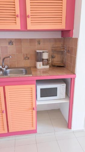 Kitchen, Appartement charmant a Baie Mahault avec belle terrasse - 30 m² in Baie-Mahault