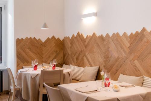 Hotel Valeria - image 11