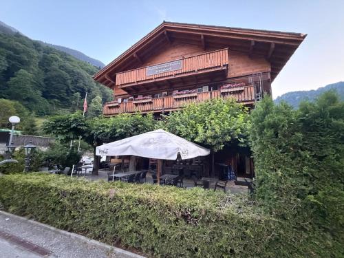 Hotel Steinbock in لوتيربرونين