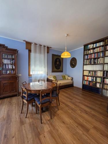 VeronaVera Barbarani Elegant Apartment