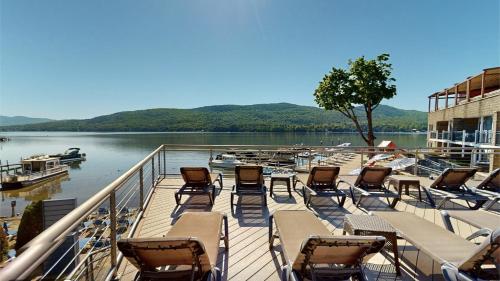 Rõdu/terrass, Surfside On The Lake in Lake George (NY)