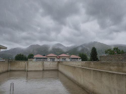 Spacious 2 Bed Room Home Attached Baths, Lounge & Kitchen in Abbottabad