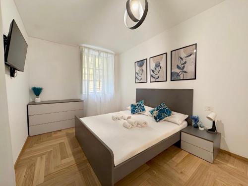 Luxury Porta Nuova Two-Bedroom Apartment in Central Turin